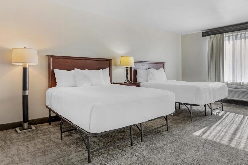Seaport Inn & Suites image 18